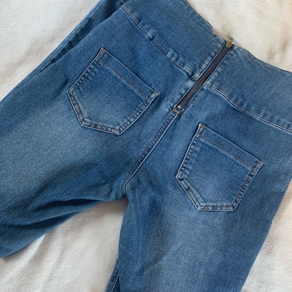 High rise women’s jeans - Picture 4 of 4